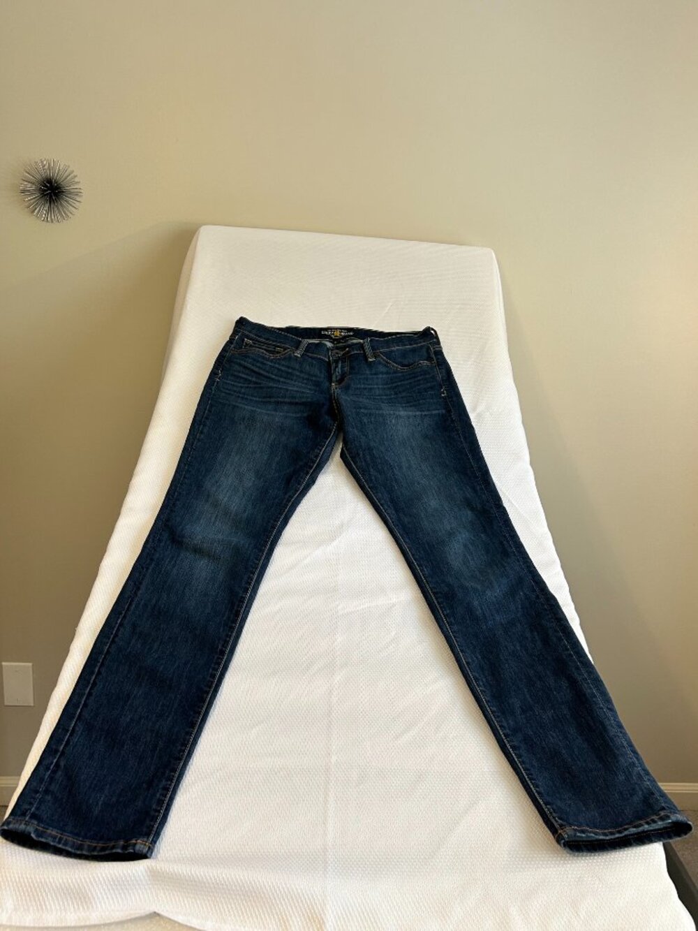 Lucky Brand Charlie Skinny Jeans Size 8/29